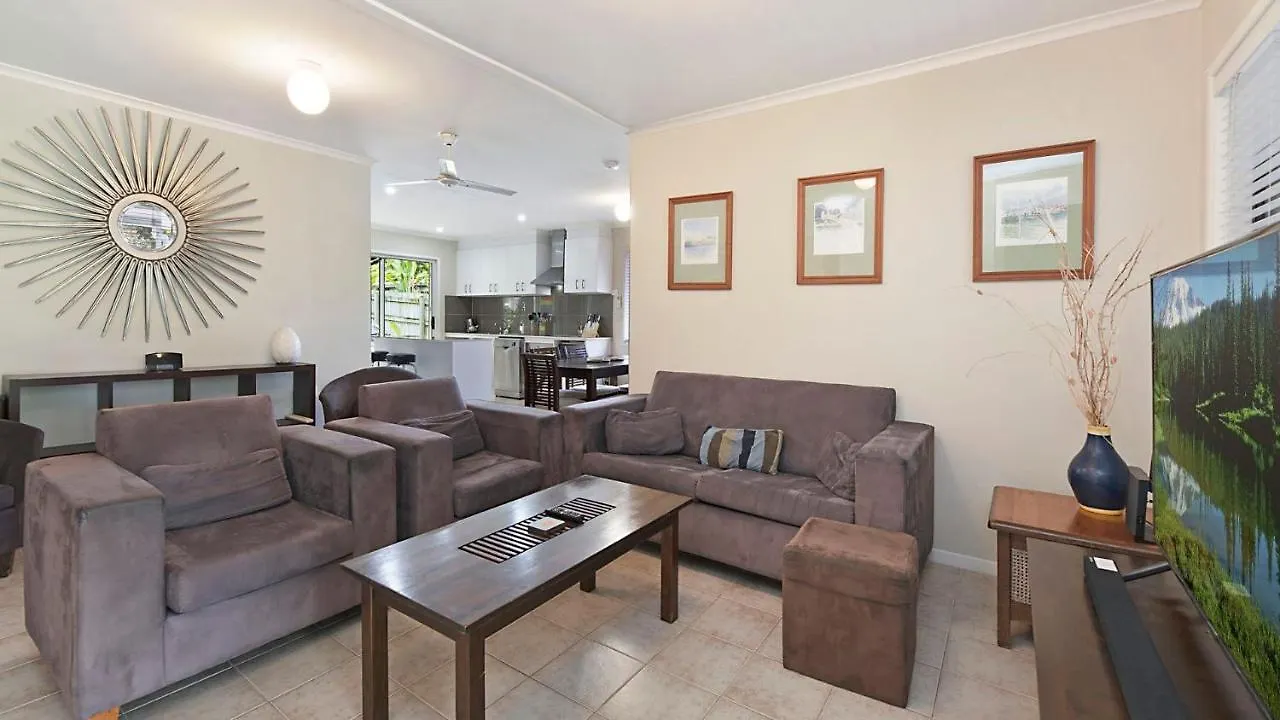 20 Roslin St Moffat Beach Qld Caloundra