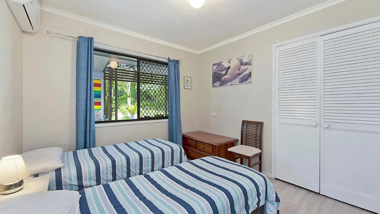 Vakantiehuis 20 Roslin St Moffat Beach Qld Caloundra