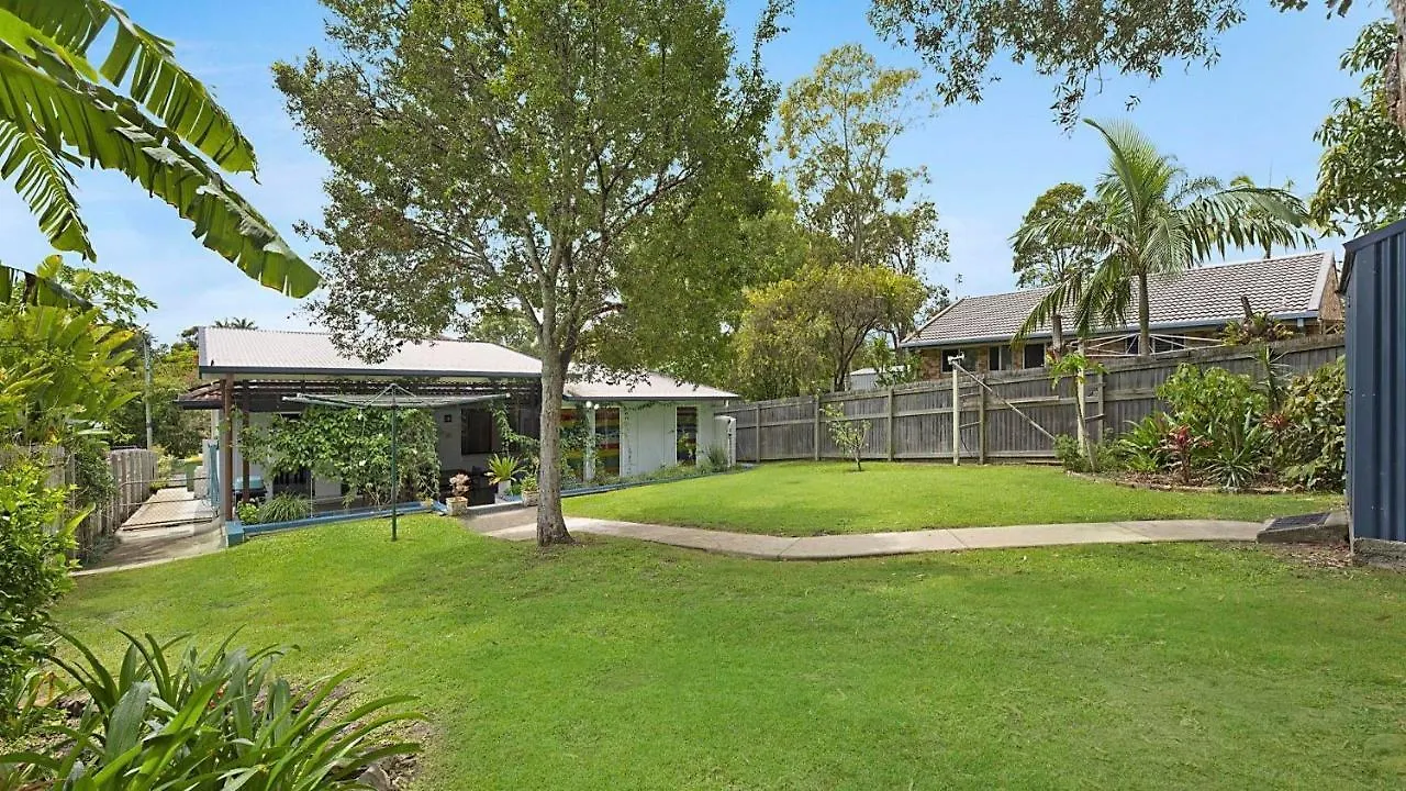 20 Roslin St Moffat Beach Qld Caloundra 0*,  Australië